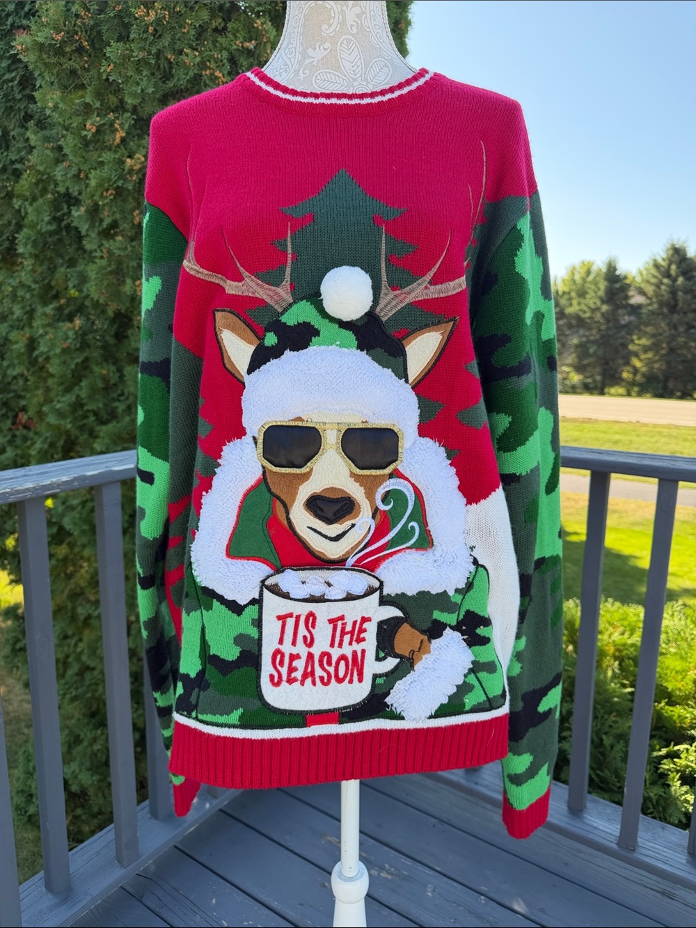 Men's Red & Green Holiday Reindeer Sweater Sz XXL